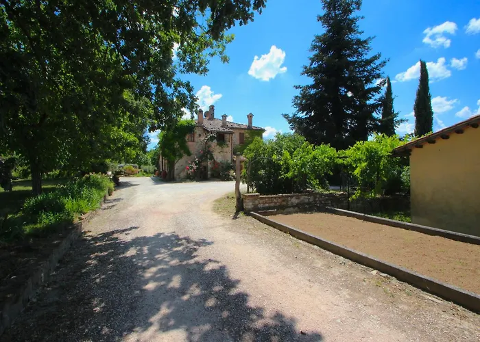 In With Pool And Sauna Villa *