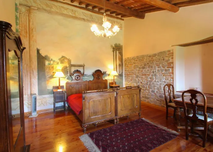 In With Pool And Sauna * San Venanzo